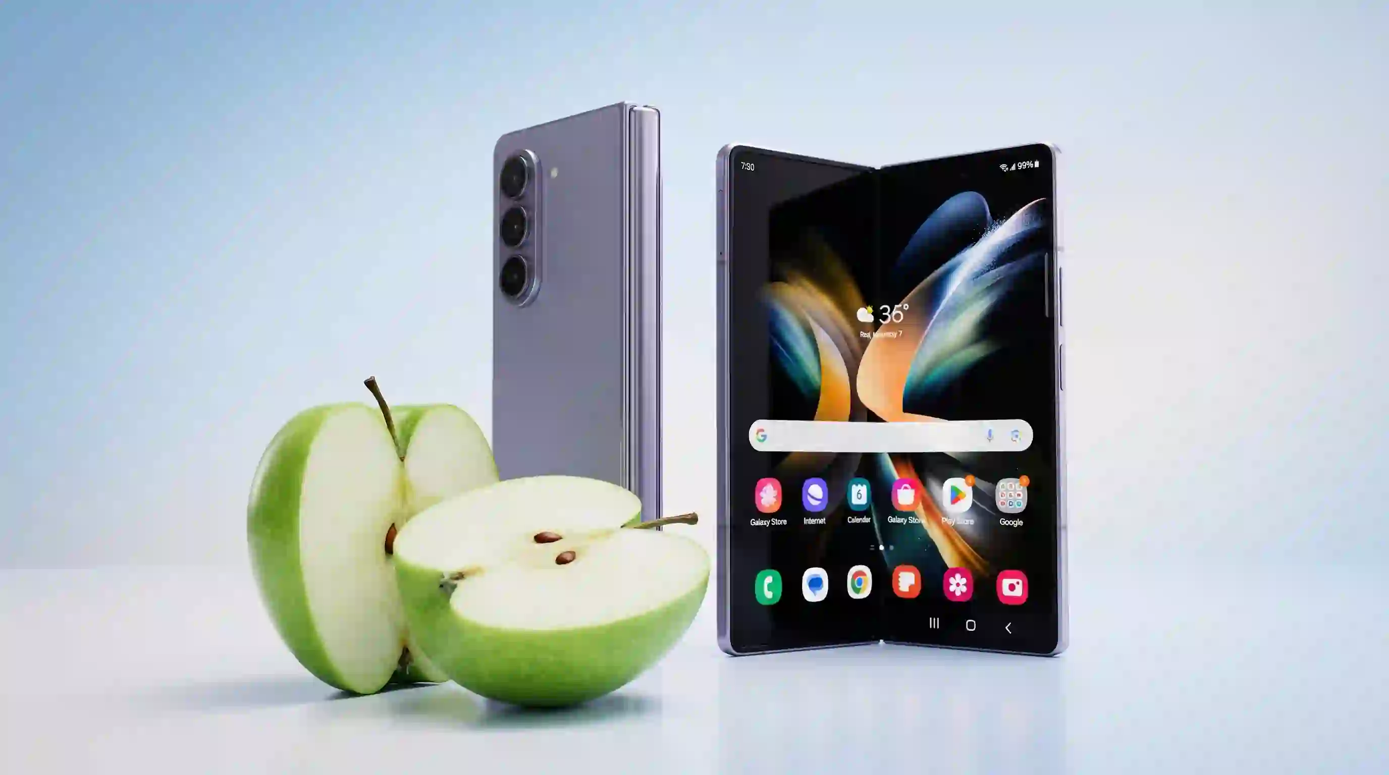 Samsung Galaxy Z Fold8 Ad Directly Mocks Apple in Video