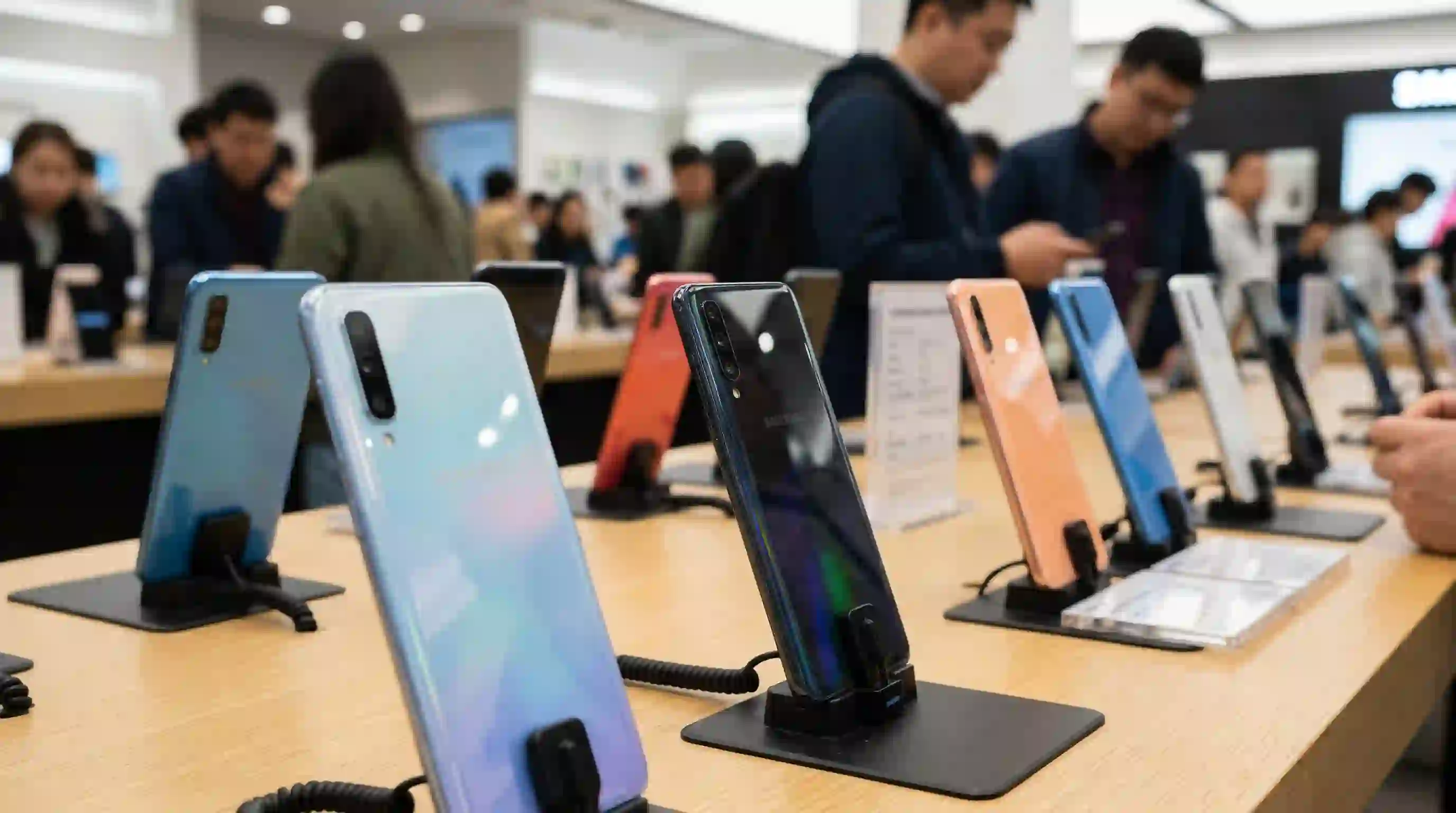 Samsung Reportedly Cuts Galaxy A Production Over Memory Costs
